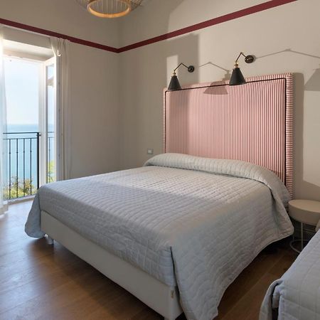 Diecidodici Boutiquerooms Sirolo Εξωτερικό φωτογραφία